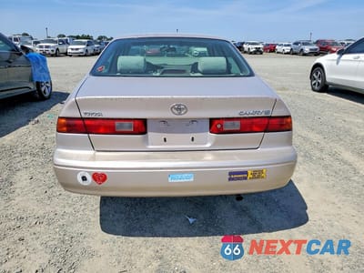 Zdjęcie 6 z 12 samochodu: 1997 TOYOTA CAMRY LE VIN:4T1BG22K3VU792672 - miniatura