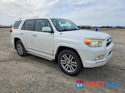 Czwarte zdjęcie samochodu z boku: 2011 TOYOTA 4RUNNER SR5 VIN:JTEBU5JR6B5033223 - miniatura