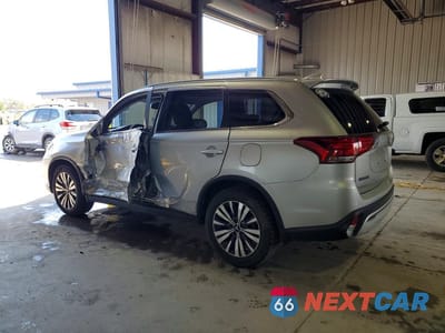 Drugie zdjęcie samochodu z przodu: 2019 MITSUBISHI OUTLANDER SE VIN:JA4AZ3A32KZ003995 - miniatura