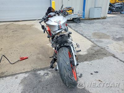 Czwarte zdjęcie samochodu z boku: 2021 APRILIA TUONO 660 VIN:ZD4KSUE03MS000219 - miniatura