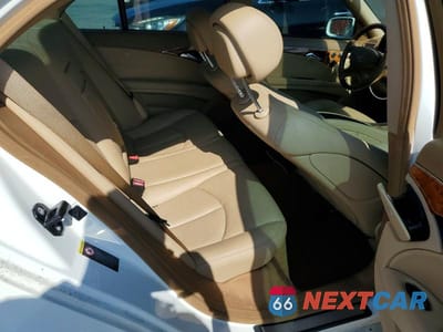 Zdjęcie 10 z 13 samochodu: 2009 MERCEDES-BENZ E 350 VIN:WDBUF56X49B428624 - miniatura
