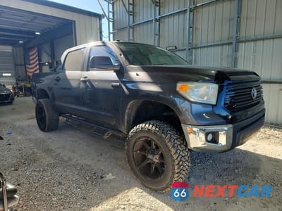 Czwarte zdjęcie samochodu z boku: 2016 TOYOTA TUNDRA SR5 VIN:5TFDW5F12GX557989 - miniatura