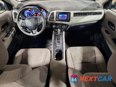 Zdjęcie 8 z 14 samochodu: 2018 HONDA HR-V LX VIN:3CZRU6H31JG711582 - miniatura