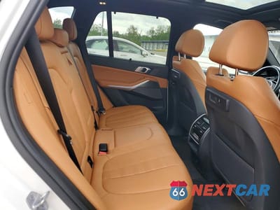 Zdjęcie 11 z 13 samochodu: 2021 BMW X5 XDRIVE45E VIN:5UXTA6C07M9G43070 - miniatura