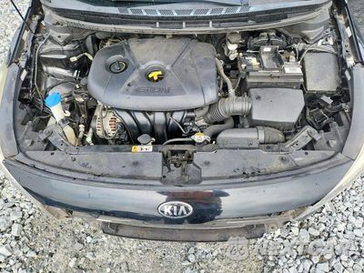 Zdjęcie 11 z 13 samochodu: 2017 KIA FORTE LX VIN:KNAFK5A84H5711038 - miniatura