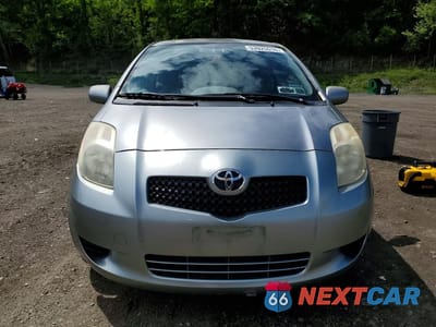 Piąte zdjęcie samochodu w środku: 2008 TOYOTA YARIS BASE VIN:JTDJT923185172284 - miniatura