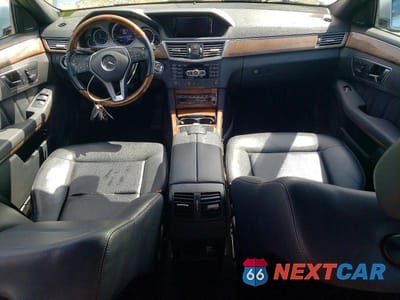 Zdjęcie 8 z 12 samochodu: 2013 MERCEDES-BENZ E 350 4MATIC VIN:WDDHF8JB9DA672919 - miniatura