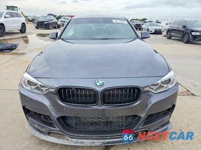 Piąte zdjęcie samochodu w środku: 2014 BMW 335 I VIN:WBA3A9G55ENS65472 - miniatura