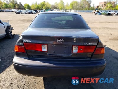 Zdjęcie 6 z 12 samochodu: 2001 TOYOTA CAMRY LE VIN:4T1BG22K61U868444 - miniatura
