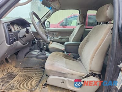 Zdjęcie 7 z 12 samochodu: 2004 TOYOTA TACOMA XTRACAB VIN:5TEWN72N24Z374595 - miniatura