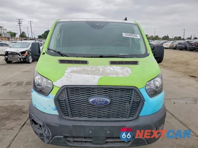 Piąte zdjęcie samochodu w środku: 2023 FORD TRANSIT T-150 VIN:1FTYE1Y80PKB16401 - miniatura