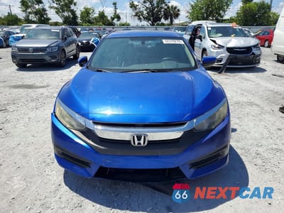 Piąte zdjęcie samochodu w środku: 2018 HONDA CIVIC EX VIN:19XFC2F74JE027020 - miniatura