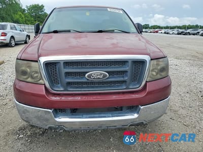 Piąte zdjęcie samochodu w środku: 2004 FORD F150 VIN:1FTRX12W84NB02875 - miniatura