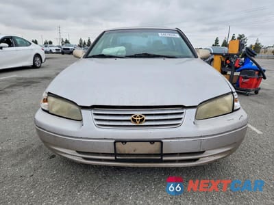 Piąte zdjęcie samochodu w środku: 1997 TOYOTA CAMRY LE VIN:4T1BG22KXVU075976 - miniatura