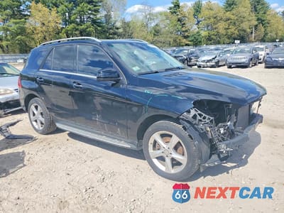 Czwarte zdjęcie samochodu z boku: 2016 MERCEDES-BENZ GLE 350 4MATIC VIN:4JGDA5HB9GA706885 - miniatura