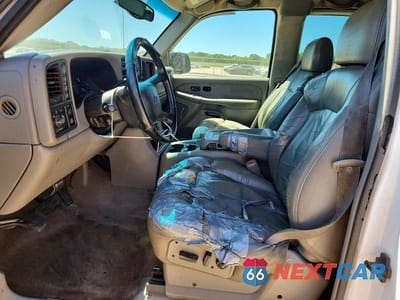 Zdjęcie 7 z 12 samochodu: 2000 CHEVROLET SILVERADO K1500 VIN:1GCEK19T6YE249789 - miniatura