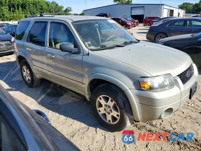 Piąte zdjęcie samochodu w środku: 2005 FORD ESCAPE LIMITED VIN:1FMYU04135KB95318 - miniatura