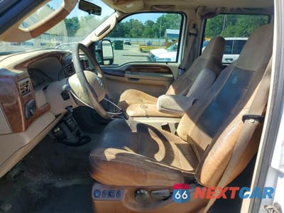Zdjęcie 7 z 12 samochodu: 2004 FORD F350 SRW SUPER DUTY VIN:1FTSW31P14EB65620 - miniatura