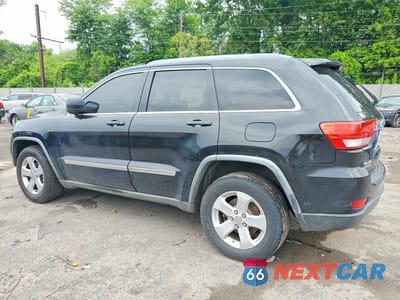 Drugie zdjęcie samochodu z przodu: 2011 JEEP GRAND CHEROKEE LAREDO VIN:1J4RR4GG8BC608786 - miniatura