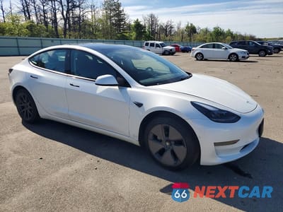Czwarte zdjęcie samochodu z boku: 2021 TESLA MODEL 3 VIN:5YJ3E1EA6MF913360 - miniatura