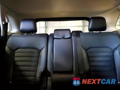 Zdjęcie 10 z 14 samochodu: 2017 FORD EDGE SEL VIN:2FMPK4J91HBC36868 - miniatura