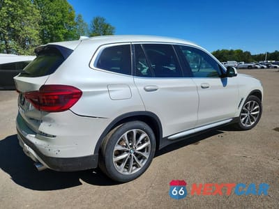 Trzecie zdjęcie samochodu z tyłu: 2019 BMW X3 XDRIVE30I VIN:5UXTR9C52KLE21123 - miniatura
