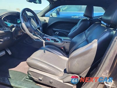 Zdjęcie 7 z 12 samochodu: 2017 DODGE CHALLENGER SXT VIN:2C3CDZAG6HH651517 - miniatura