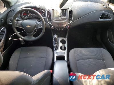 Zdjęcie 8 z 12 samochodu: 2019 CHEVROLET CRUZE LT VIN:1G1BE5SM4K7109720 - miniatura