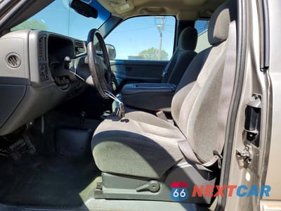 Zdjęcie 7 z 12 samochodu: 2003 CHEVROLET SILVERADO K1500 VIN:1GCEK19T43E298904 - miniatura