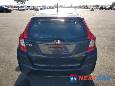 Zdjęcie 6 z 13 samochodu: 2016 HONDA FIT LX VIN:JHMGK5H50GX000246 - miniatura
