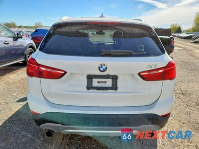 Zdjęcie 6 z 13 samochodu: 2016 BMW X1 XDRIVE28I VIN:WBXHT3C36GP887478 - miniatura