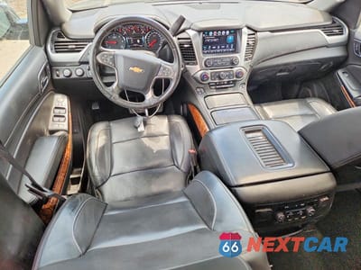 Zdjęcie 8 z 13 samochodu: 2018 CHEVROLET SUBURBAN K1500 PREMIER VIN:1GNSKJKC1JR151613 - miniatura