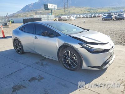 Czwarte zdjęcie samochodu z boku: 2024 TOYOTA PRIUS LIMITED VIN:JTDADABU8R3022385 - miniatura