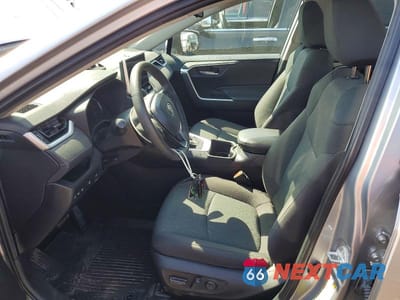 Zdjęcie 7 z 12 samochodu: 2023 TOYOTA RAV4 XLE VIN:2T3P1RFV7PC382988 - miniatura