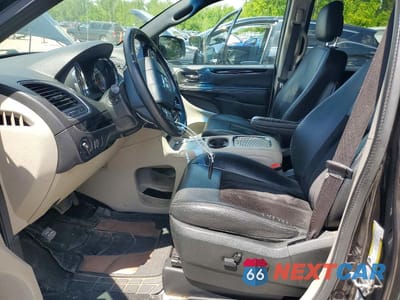 Zdjęcie 7 z 13 samochodu: 2017 DODGE GRAND CARAVAN SXT VIN:2C4RDGCG0HR863122 - miniatura