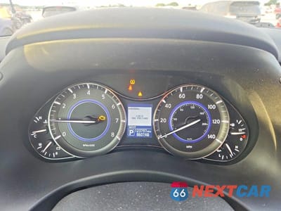 Zdjęcie 9 z 13 samochodu: 2015 INFINITI QX80 BASE VIN:JN8AZ2NFXF9570566 - miniatura