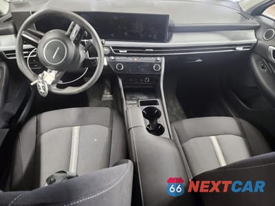 Zdjęcie 8 z 13 samochodu: 2025 HYUNDAI SONATA SEL VIN:KMHL64JA0SA489566 - miniatura