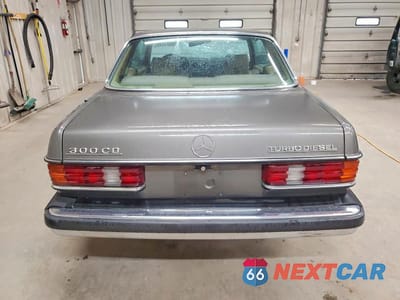 Zdjęcie 6 z 12 samochodu: 1985 MERCEDES-BENZ 300 CDT VIN:WDBAB53A8FA241368 - miniatura