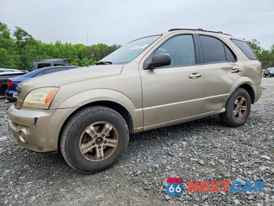 2004 KIA SORENTO LX KNDJC733045261132 - główne zdjęcie licytacji z USA - miniatura