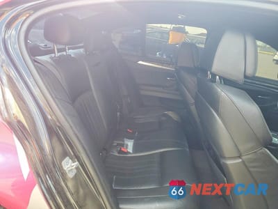 Zdjęcie 10 z 12 samochodu: 2015 BMW M5 VIN:WBSFV9C54FD594335 - miniatura