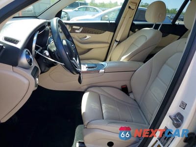 Zdjęcie 7 z 13 samochodu: 2021 MERCEDES-BENZ GLC 300 VIN:W1N0G8DB1MF937134 - miniatura