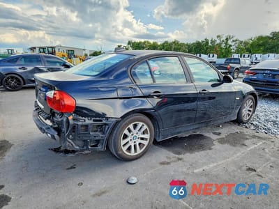 Trzecie zdjęcie samochodu z tyłu: 2007 BMW 328 I VIN:WBAVA33587KX81440 - miniatura