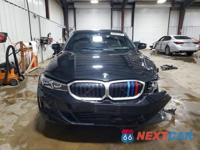 Piąte zdjęcie samochodu w środku: 2024 BMW 330XI VIN:3MW89FF05R8E83519 - miniatura