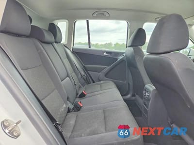 Zdjęcie 11 z 13 samochodu: 2012 VOLKSWAGEN TIGUAN S VIN:WVGBV7AX7CW560805 - miniatura