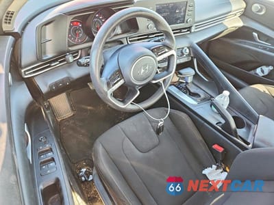 Zdjęcie 8 z 12 samochodu: 2021 HYUNDAI ELANTRA SEL VIN:KMHLM4AG5MU194913 - miniatura