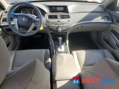Zdjęcie 8 z 13 samochodu: 2010 HONDA ACCORD EXL VIN:1HGCP3F87AA025093 - miniatura