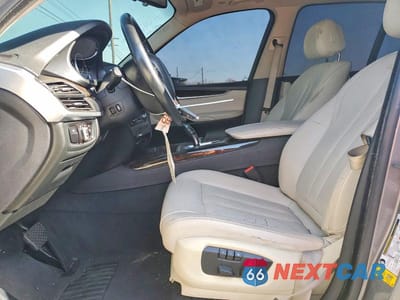 Zdjęcie 7 z 13 samochodu: 2014 BMW X5 SDRIVE35I VIN:5UXKR2C57E0C00447 - miniatura