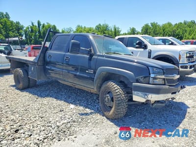 Czwarte zdjęcie samochodu z boku: 2003 CHEVROLET SILVERADO K3500 LT VIN:1GCJK331X3F200003 - miniatura