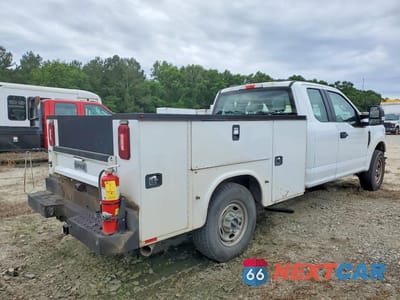 Trzecie zdjęcie samochodu z tyłu: 2022 FORD F250 SUPER DUTY VIN:1FD7X2A66NEF66422 - miniatura