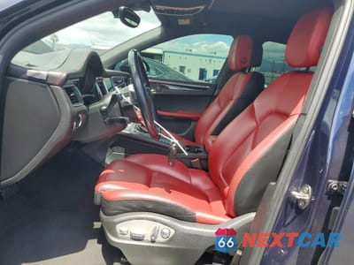 Zdjęcie 7 z 13 samochodu: 2017 PORSCHE MACAN GTS VIN:WP1AG2A52HLB55051 - miniatura